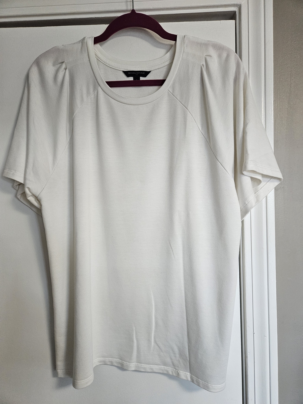 Banana Republic Cream Short Sleeve Crew Neck Shirt With Shoulder Detail - Size L